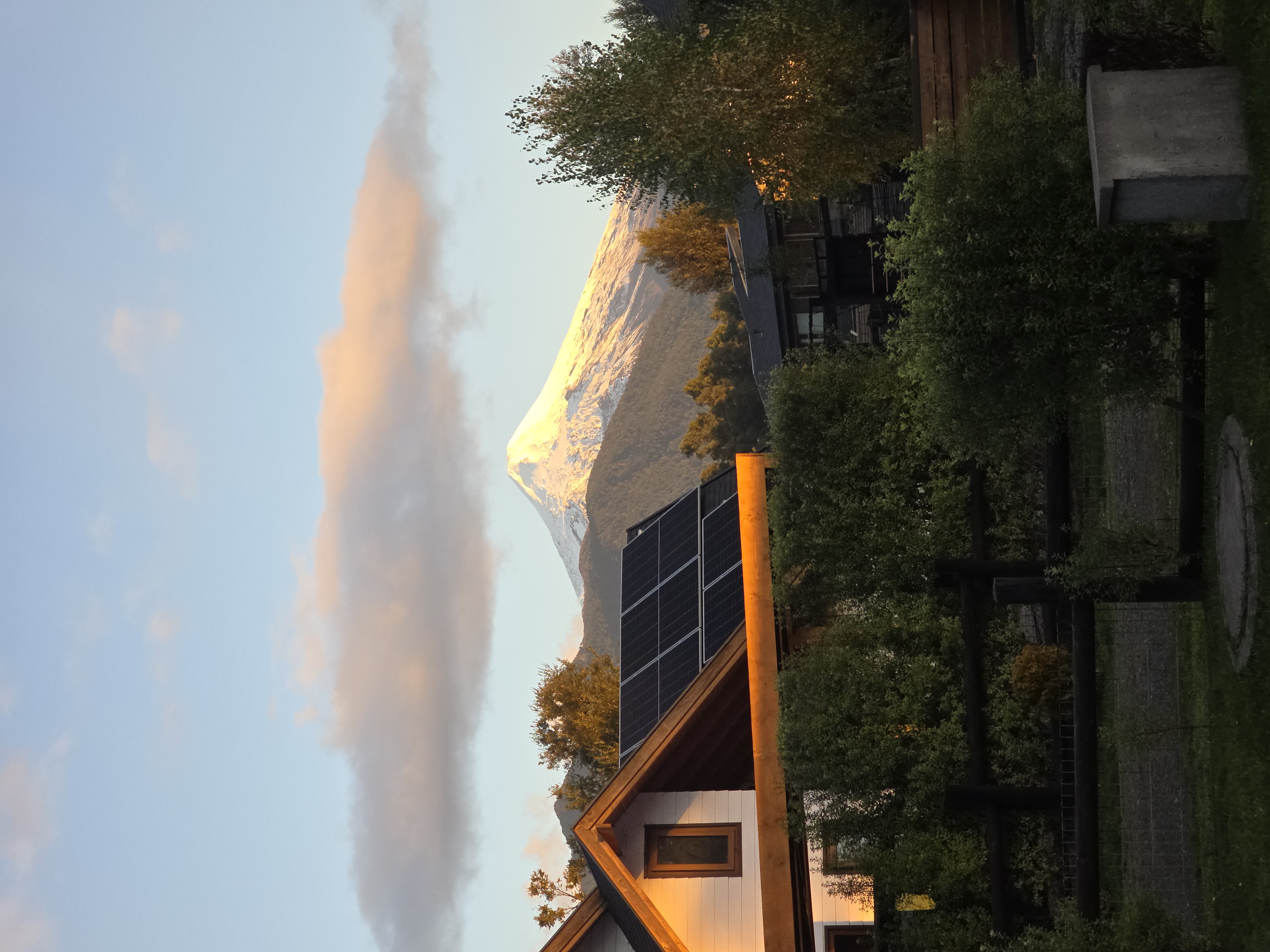 Atardecer sobre el volcán